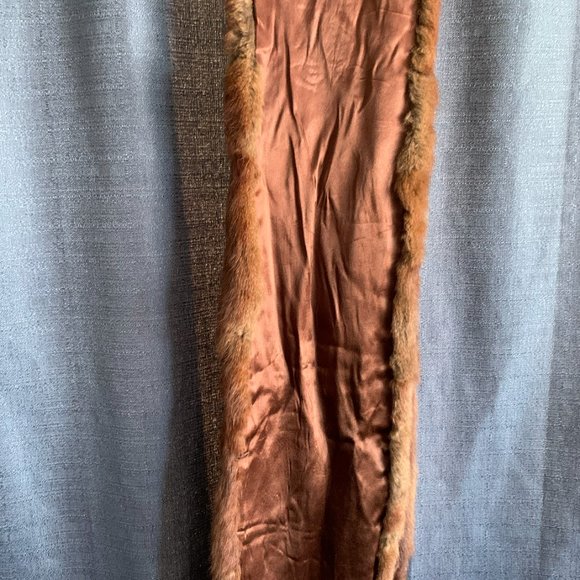Elegant and Chic: Mink Fur Scarf in Excellent Condition - Picture 4 of 4